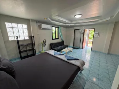 Tommy Apartment - main road – Photos 9